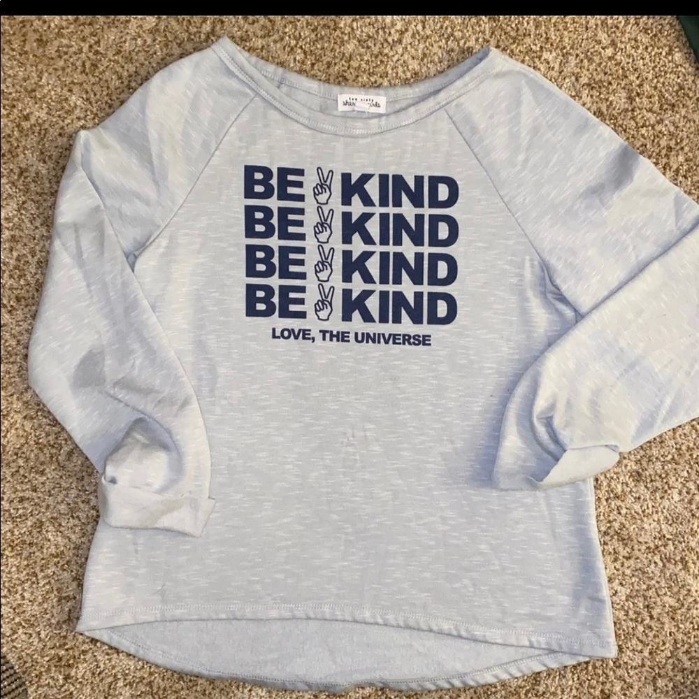 Crew neck pull over